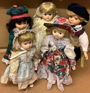 Porcelain dolls (5) - by Regency Fine Arts - Picture 1 of 7