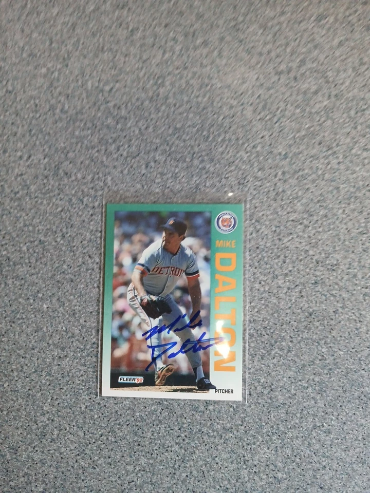 Mike Dalton Signed In Person 1992 Fleer Tigers Card - Image 1 of 1