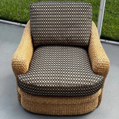 Century Furniture Silla Planeadora Salón Silla Giratoria Alta Gama Tejido Ratán Foto 1 de 4