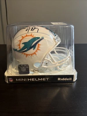 Jay Ajayi Signed Miami Dolphins Mini Helmet - Image 1 of 4