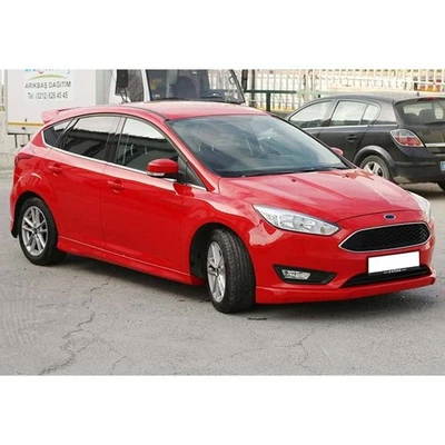 Faldones laterales deportivos de plástico crudo para Ford Focus MK3 FL sedán 2015-2018 Foto 1 de 4