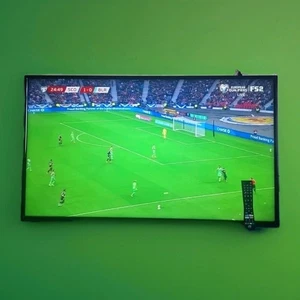 JVC 50" Smart 4K HDR LED TV LT50CF800 & Remote Wall Mountable No Stand Hdmi  - Picture 1 of 7