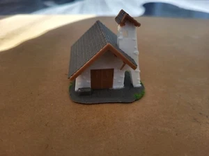 N/1:160 casa pequeña L6cm x B6cm x H7cm - Imagen 1 de 4