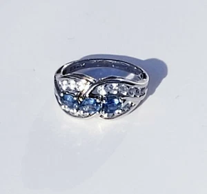 Gorgeous 14K White Gold Blue & White Topaz Ring Size 5 /Anillo de Oro - Picture 1 of 12