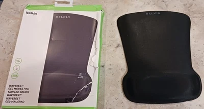 Alfombrilla de ratón de gel Belkin Waverest negra ligera cómoda y soporte conforme Foto 1 de 2