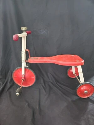 Triciclo Supercycle de Canadian TIre Foto 1 de 4