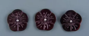 FLOWER SHAPED SHELL BUTTON - SET OF 3 - Picture 1 of 3
