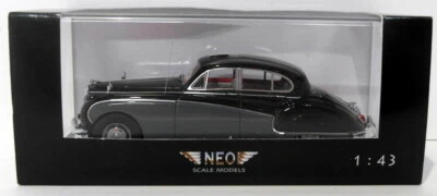NEO 1/43 Scale Resin Model NEO43141 - Jaguar Mk VIII - Black/Blue - Photo 1/3
