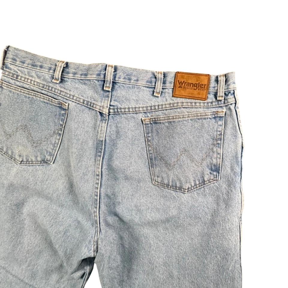 Wrangler Rugged Wear 男式牛仔裤 40x34 浅水洗直筒工作服 — 第 1/4 张图片