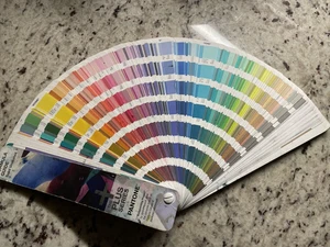 Pantone Plus Series Solid Uncoated Formula Guide 2016 - Used - Picture 1 of 7