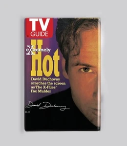 THE X FILES: HOT / TV GUIDE - 2"x3" PÓSTER IMÁN retro ciencia ficción años 90 mulder - Imagen 1 de 4