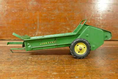 1950's Tru Scale John Deere Manure Spreader 1:16 Metal Farm Toy Carter Eska - Image 1 of 4