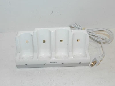 Wii Nyko Controller Charge Station Quad 87060-A50 White Dock 4 Controller - Image 1 of 2
