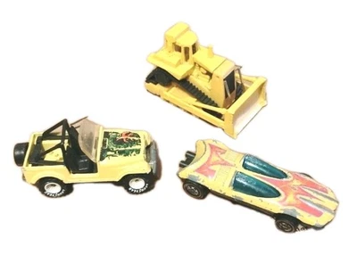 Hot Wheels Lot of 3 Vintage Diecast Cars Redline, Bulldozer & Jeep Rare Toys  - Image 1 of 4