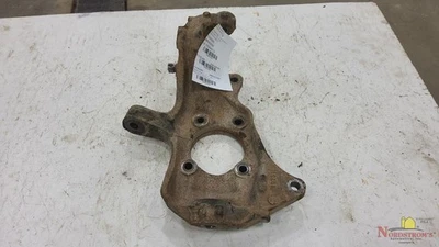 2015 Chevy Silverado 2500 Pickup Front Spindle Knuckle Right - Изображение 1 из 4