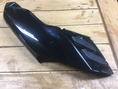 Carenado trasero izquierdo Ducati 620 1000DS multistrada carrocería negro - Imagen 1 de 4