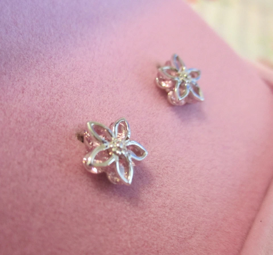 Pendientes en flor de cerezo Sakura - plata de ley y circonitas cúbicas Foto 1 de 4