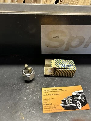 1941 1948 1949 1950 1951 1952 1955 1956 INTERNATIONAL STOP BRAKE LIGHT SWITCH - Image 1 of 4