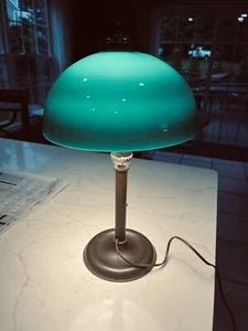 Vintage desk lamp, brass base, emerald green glass shade, Emeralite - Picture 1 of 14