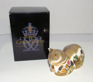 Royal Crown Derby Cottage Garden Cat w/ Gold Stopper Figurine Paperweight