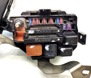 2014-2017 Infiniti Q50 Front Relay Fuse Box - Picture 1 of 5