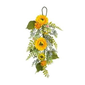 Simulated Sunflower Wreath with Polyester Material for a Long Lasting Use
