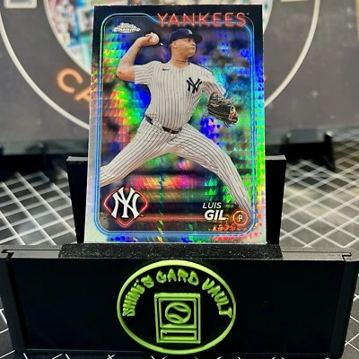 2024 Topps Chrome Update Luis Gil RC #USC160 Prizm Refractor NY Yankees ROY - Image 1 of 4