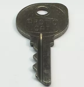 VINTAGE 1974 1975 1976 ARCTIC CAT SLED SNOWMOBILE PRE-CUT KEYS KEY CODES B C D E - Bild 1 von 1