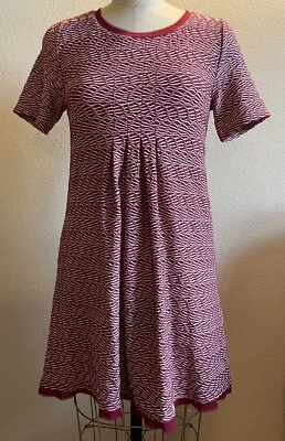 Vestido Maeve by Anthropologie Rojo Elástico Talla Pequeña Vacaciones Usado en Excelente Condición Foto 1 de 4