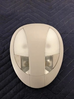 MERCEDES BENZ OEM W211 CLS CLASE E 07-09 TECHO TRASERO LUZ DOMO LECTURA SUPERIOR  Foto 1 de 3