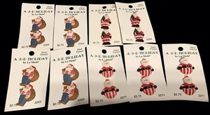Vtg A 3-D Holiday By La Mode Hand Painted 9 Cards Of Two Santa Claus Buttons - Picture 1 of 7