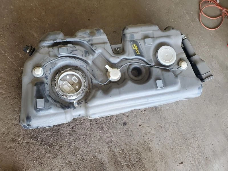 (LOCAL PICKUP ONLY) Fuel Tank Fits 16-22 BMW X1 1703457 - Image 1 of 4