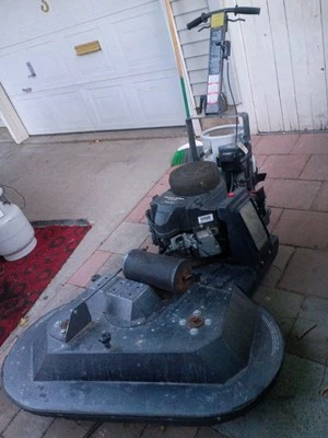 PIONEER ECLIPSE 420BU 40" PROPANE  BURNISHER - Image 1 of 4