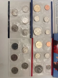 2004 US Mint Uncirculated Set 20 Coins State Quarters - Picture 1 of 3