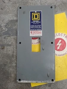 SQUARE D QO2100N ENCLOSED CIRCUIT BREAKER PANEL COVER - Picture 1 of 3
