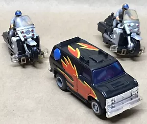 1981 IDEAL CHIPS CALIFORNIA HIGHWAY PATROL SLOT CAR LOT MOTORCYCLE SPEEDER VAN - Picture 1 of 15