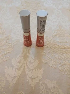 Lot of Two L'Oreal Glam Shine Dazzling Plumping Lip Color # 410 Bubbly - Picture 1 of 1