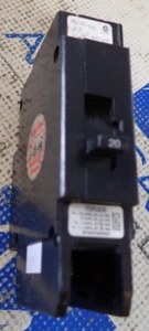Cutler Hammer GHB1020 20 Amp 277 VAC 1 Pole Type GHB Bolt-On Breaker - TESTED - Picture 1 of 3