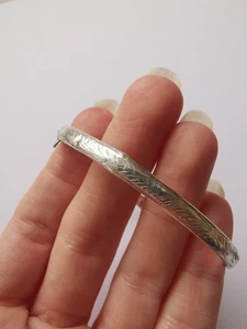 Bracciale vintage in argento sterling *tinto con catena di sicurezza mancante*R99 - Foto 1 di 3