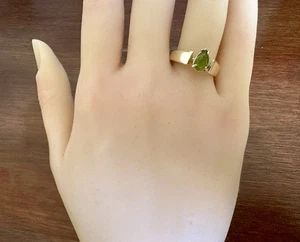 Anello peridoto a forma di pera in oro giallo 14 kt misura 8 - Foto 1 di 9