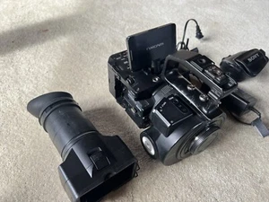 Sony NEX-FS700U Super 35 Camcorder - Picture 1 of 10