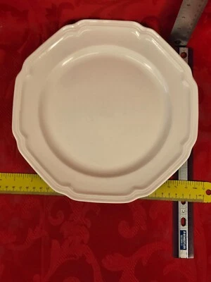 MIKASA Ultima + Antique White Octagon Rimmed 11” Dinner Plate Hk 400 - Image 1 of 3