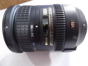 Nikon 18-200mm f3.5-5.6 G AF-S DX ED VR II Lens manual focus only vgc - Picture 1 of 6