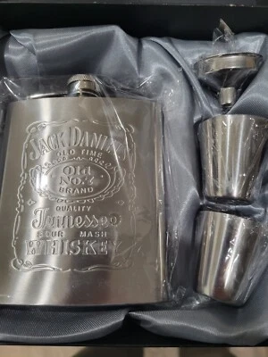 Jack Daniels Gift Set with Flask - Shot - Funnel - Stainless Steel - Image 1 of 4