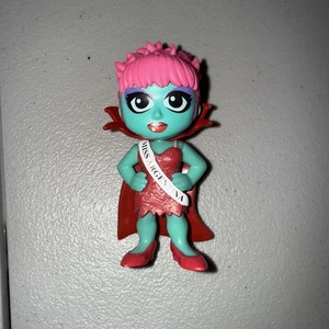 Funko Mystery Minis: Beetlejuice - Miss Argentina 1/72 CHASE - Imagen 1 de 2