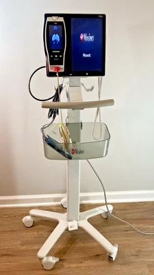 Masimo Root RDS7A Radical-7 Touchscreen w/Stand & Accessories - Image 1 of 4