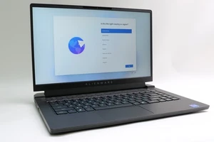 15.6" Alienware M15 R6, i7-11800H, 32GB, 1TB SSD, RTX 3080 - Imagen 1 de 16