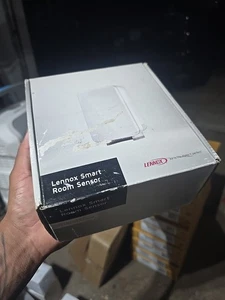 NUEVO Sensor de habitación inteligente Lennox para uso en interiores solo para termostato S40 - Imagen 1 de 2