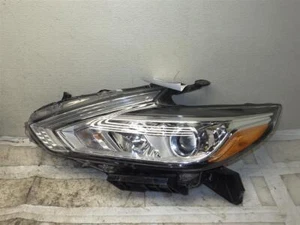 Nissan Altima 2016-2017 Left Headlight Assembly Halogen Chrome Housing B07711 - Picture 1 of 14