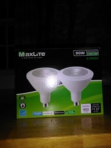 2 Pack Maxlite 90W Dimmable 5000K Daylight 13W LED - Picture 1 of 3